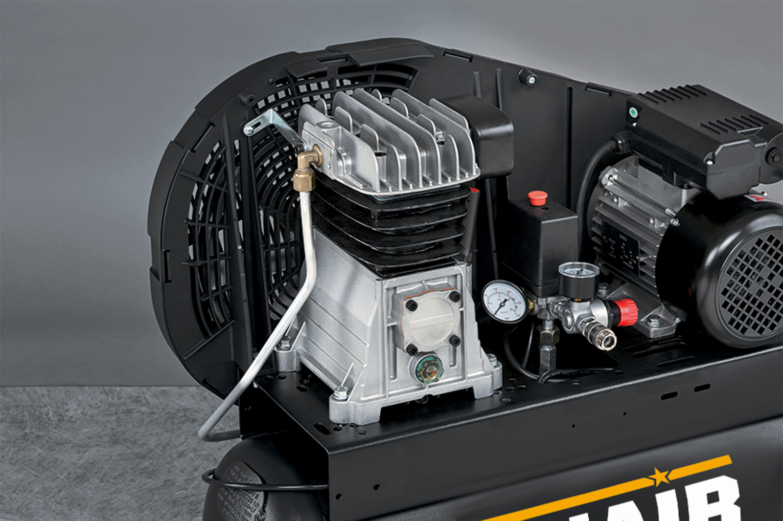 B2800/50 CM2 Compressore professionale a cinghia monostadio, adatto per artigiani e piccole industrie. altre applicazioni