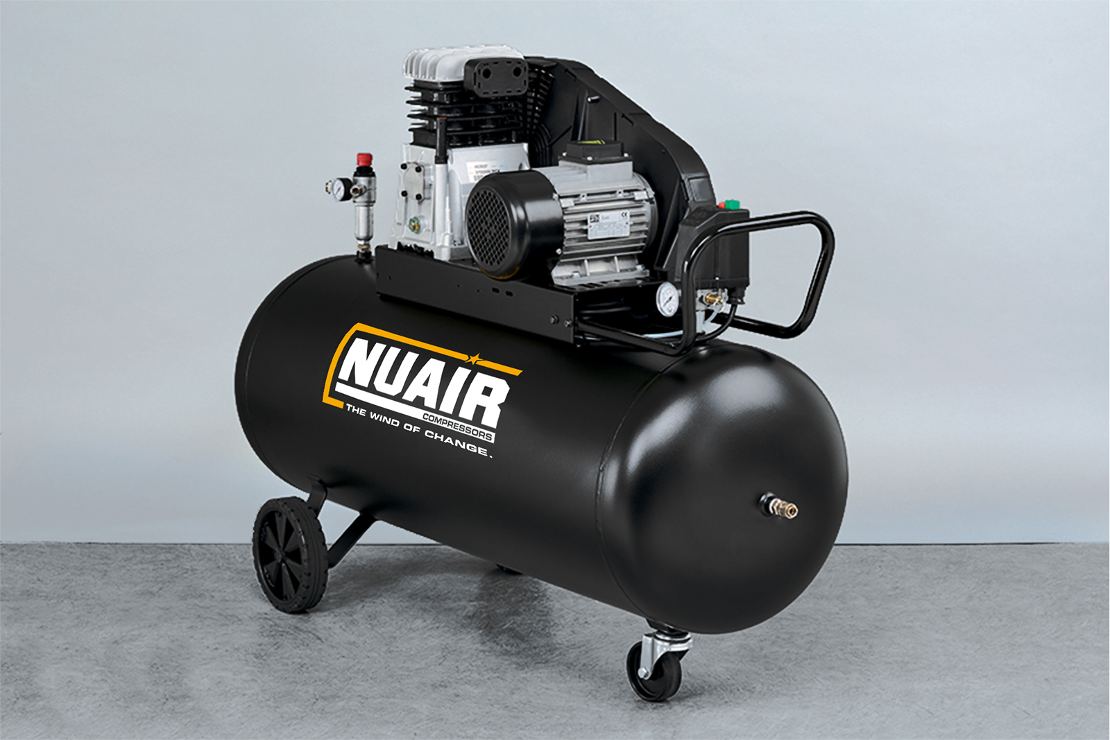B3800B/200 CT4 Compressore professionale a cinghia monostadio, adatto per artigiani e piccole industrie. altre applicazioni