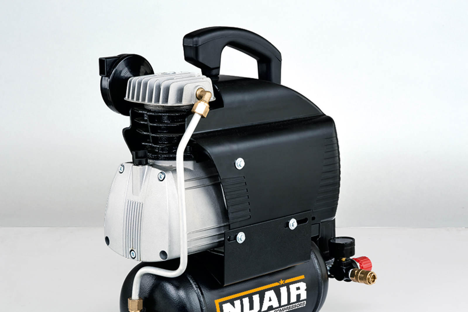 FC2/6 Compressore coassiale oilless, versatile e semplice da utilizzare e trasportare. dettaglio