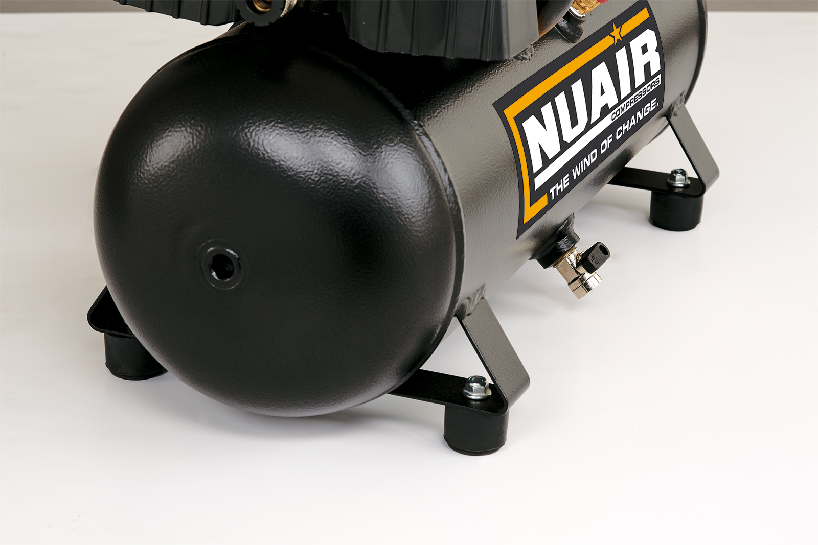 FU-227/10/12 Compressore lubrificato a vita, quindi adatto ad usi anche intensivi, ma che non richiede l’aggiunta di olio. altre applicazioni