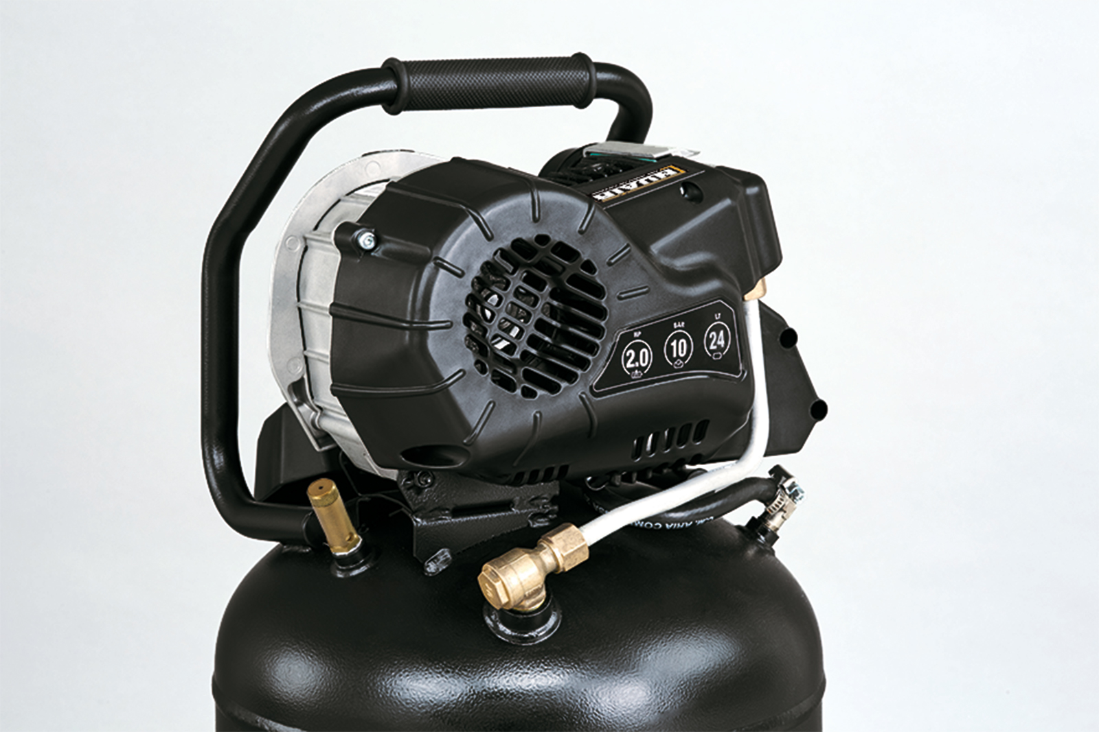 FU-227/10/24V Compressore lubrificato a vita, quindi adatto ad usi anche intensivi, ma che non richiede l’aggiunta di olio. dettaglio