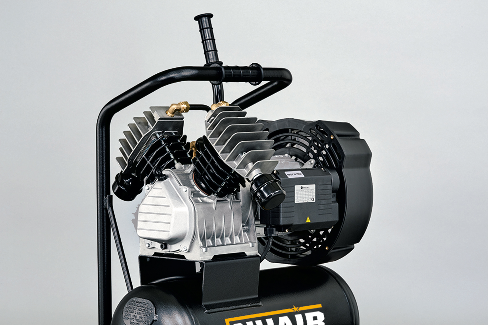 GVM/24 PCM Compressore coassiale lubrificato con gruppo pompante a 