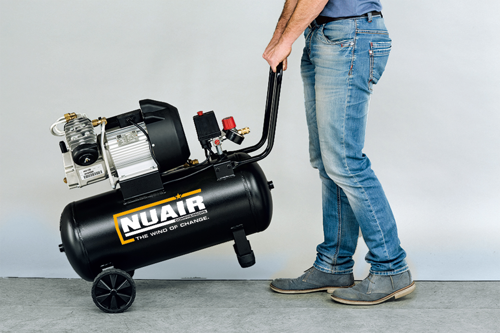 VDC/50 Compressore coassiale lubrificato con gruppo pompante a 